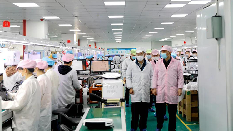 市委常委、市委統戰部部長王和平:企業反映的問題我們都要解決，越快越好！”